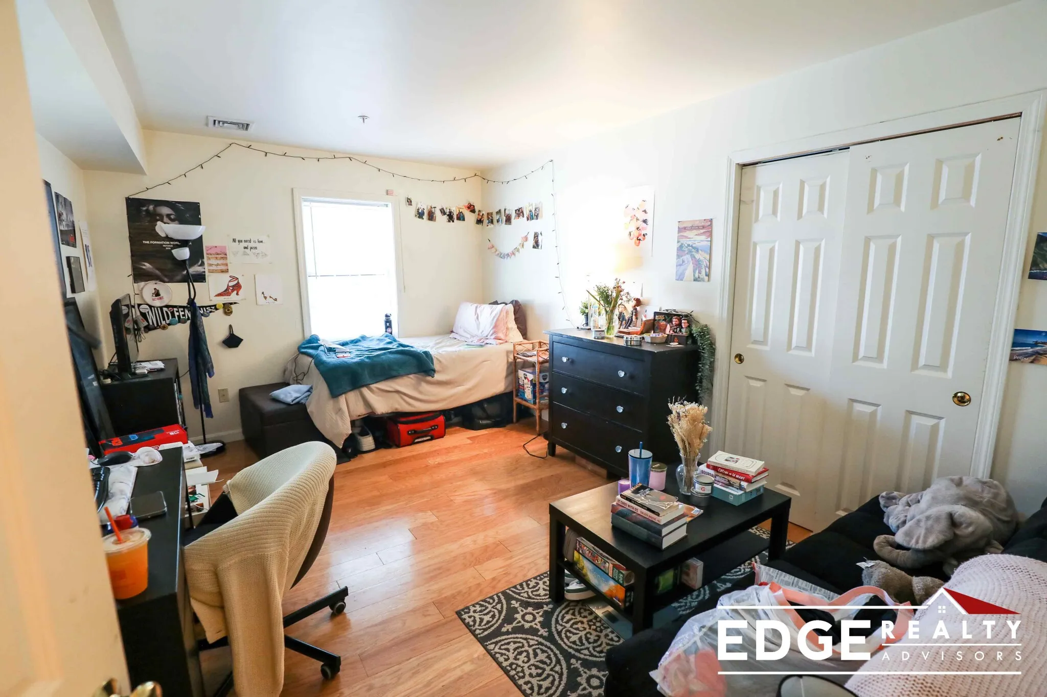 5 bed, 2.5 bath apartment for rent at 36 Raymond St Unit 36, Allston — photo 6 of 10