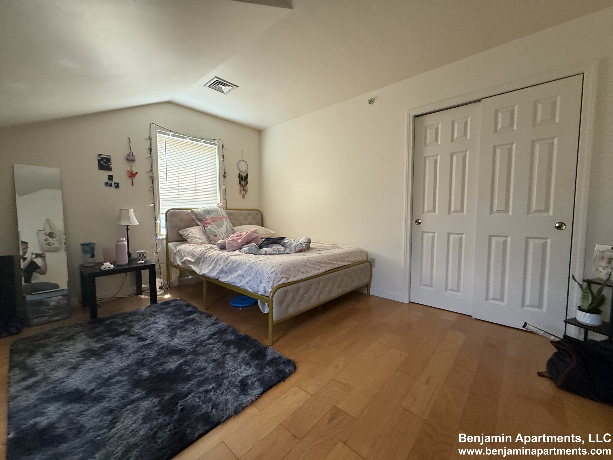 5 bed, 2.5 bath apartment for rent at 36 Raymond St Unit 36B, Lower Allston — photo 19 of 21