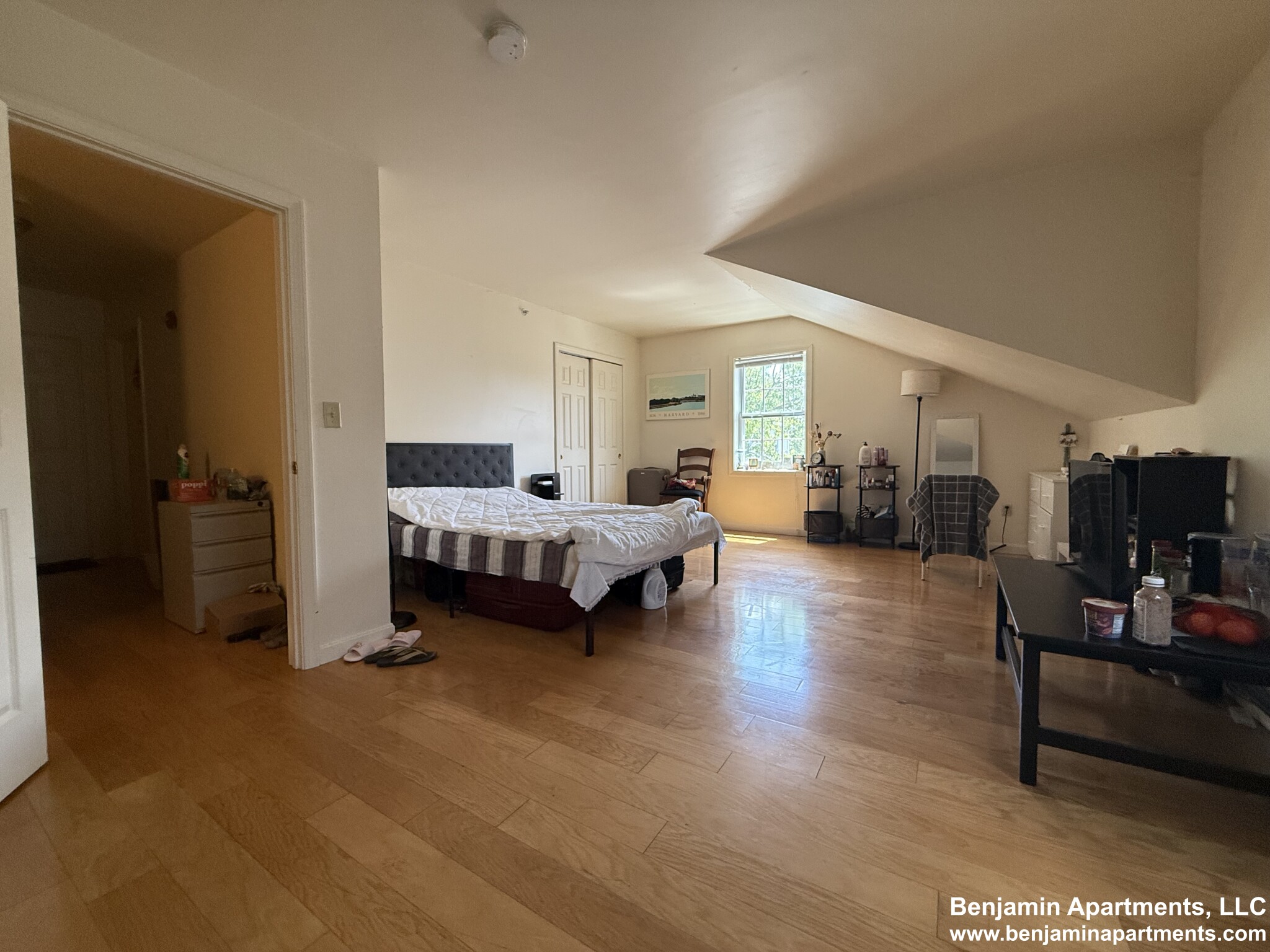 5 bed, 2.5 bath apartment for rent at 36 Raymond St Unit 36B, Lower Allston — photo 15 of 21