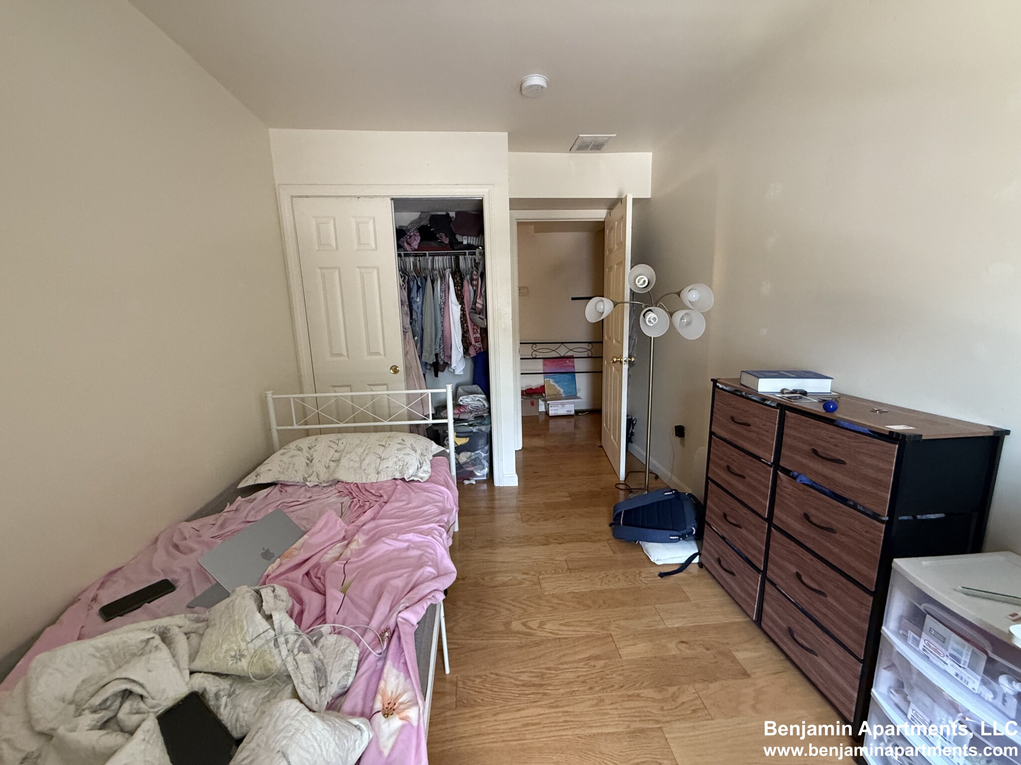 5 bed, 2.5 bath apartment for rent at 36 Raymond St Unit 36B, Lower Allston — photo 9 of 21