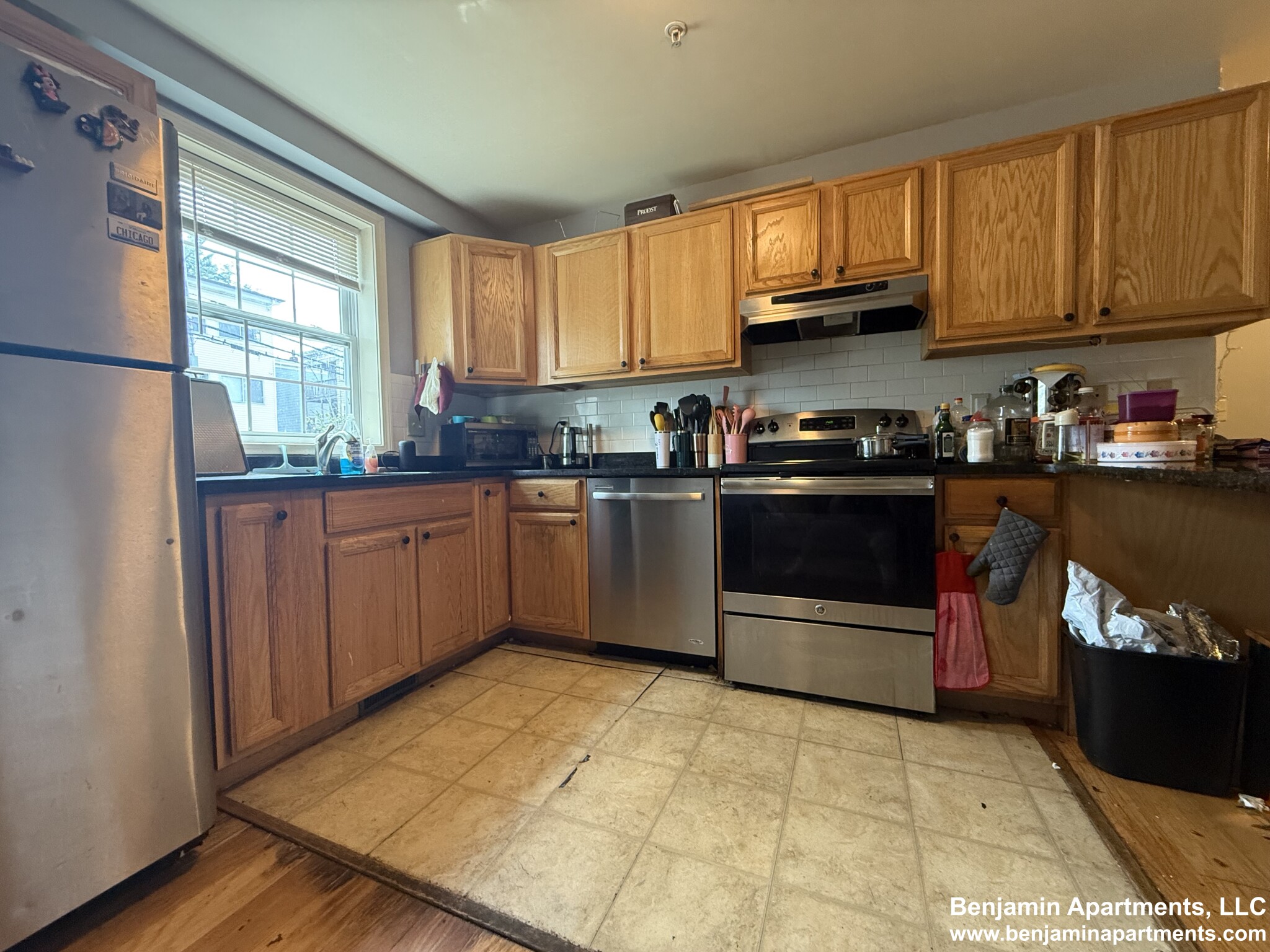 5 bed, 2.5 bath apartment for rent at 36 Raymond St Unit 36B, Lower Allston — photo 3 of 21
