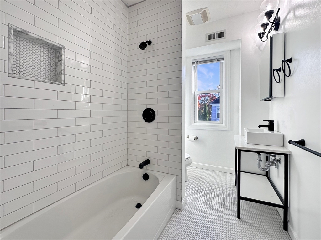 4 bed, 2 bath apartment for rent at 36 Reed St Unit 2, Dedham — photo 8 of 14