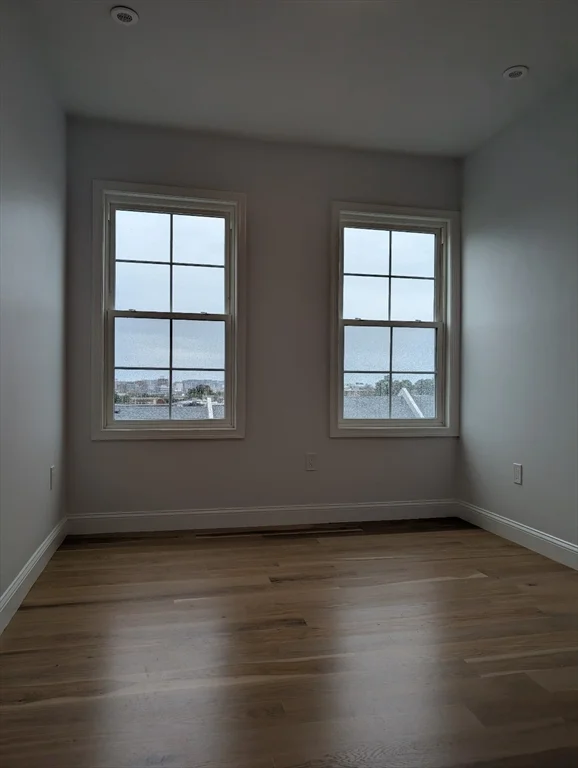4 bed, 2 bath apartment for rent at 36 Regent St Unit 1, Roxbury — photo 11 of 12