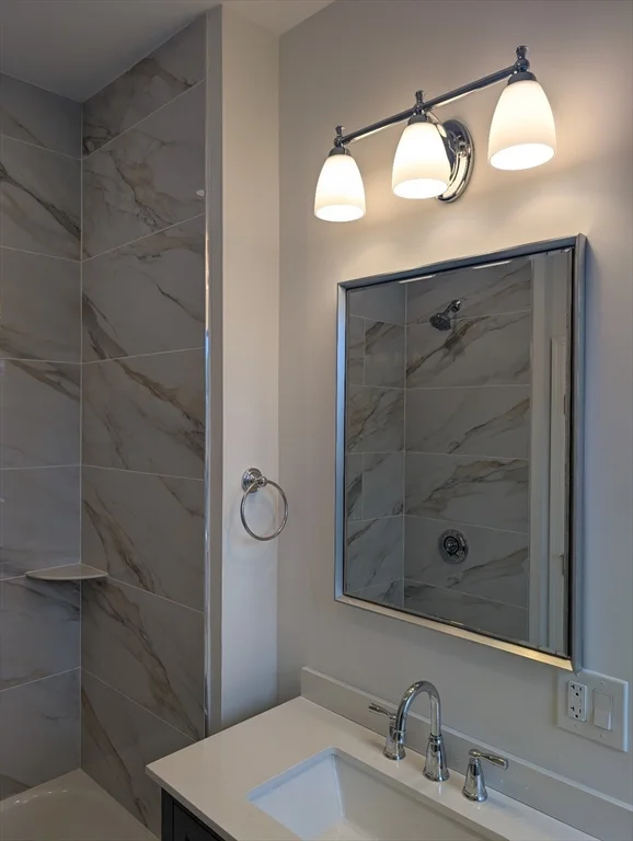 4 bed, 2 bath apartment for rent at 36 Regent St Unit 1, Roxbury — photo 5 of 12