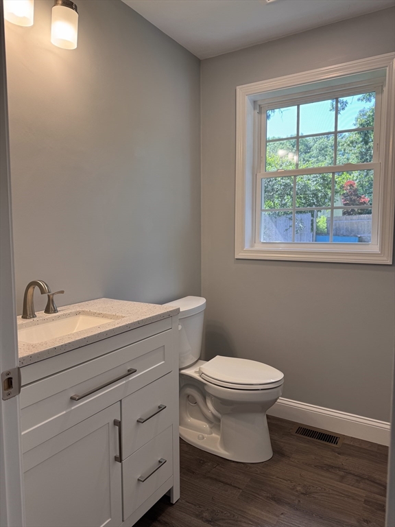 3 bed, 2 bath apartment for rent at 36 Restful Ln, Wareham — photo 17 of 24