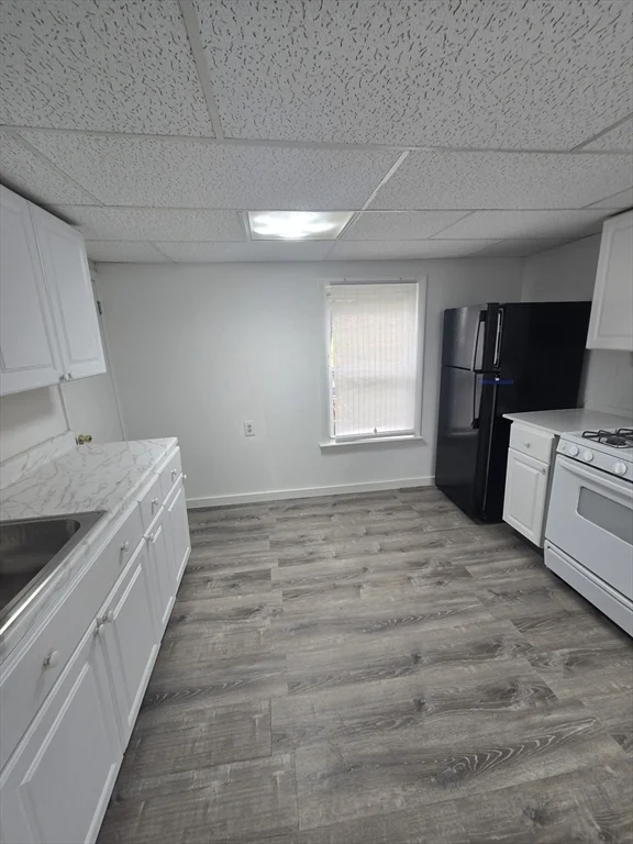 1 bed, 1 bath apartment for rent at 36 Richardson St Unit Rear, Wakefield — photo 4 of 13