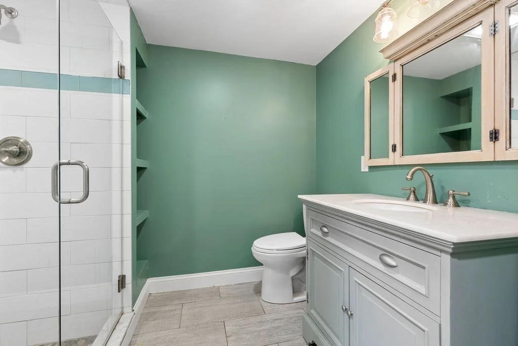 4 bed, 2 bath apartment for rent at 36 Risley Rd, Chestnut Hill — photo 20 of 28