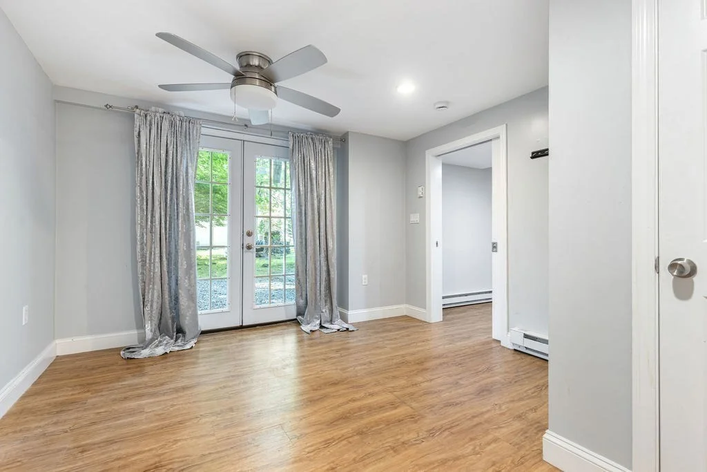 4 bed, 2 bath apartment for rent at 36 Risley Rd, Chestnut Hill — photo 19 of 28