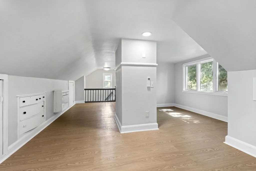 4 bed, 2 bath apartment for rent at 36 Risley Rd, Chestnut Hill — photo 14 of 28