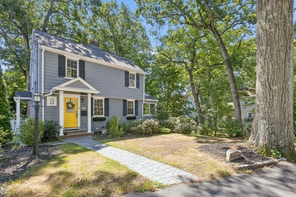 4 bed, 2 bath apartment for rent at 36 Risley Rd, Chestnut Hill