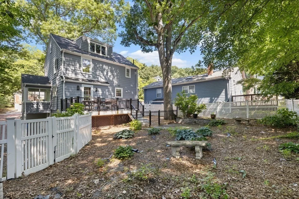 4 bed, 2 bath apartment for rent at 36 Risley Rd, Chestnut Hill — photo 22 of 28