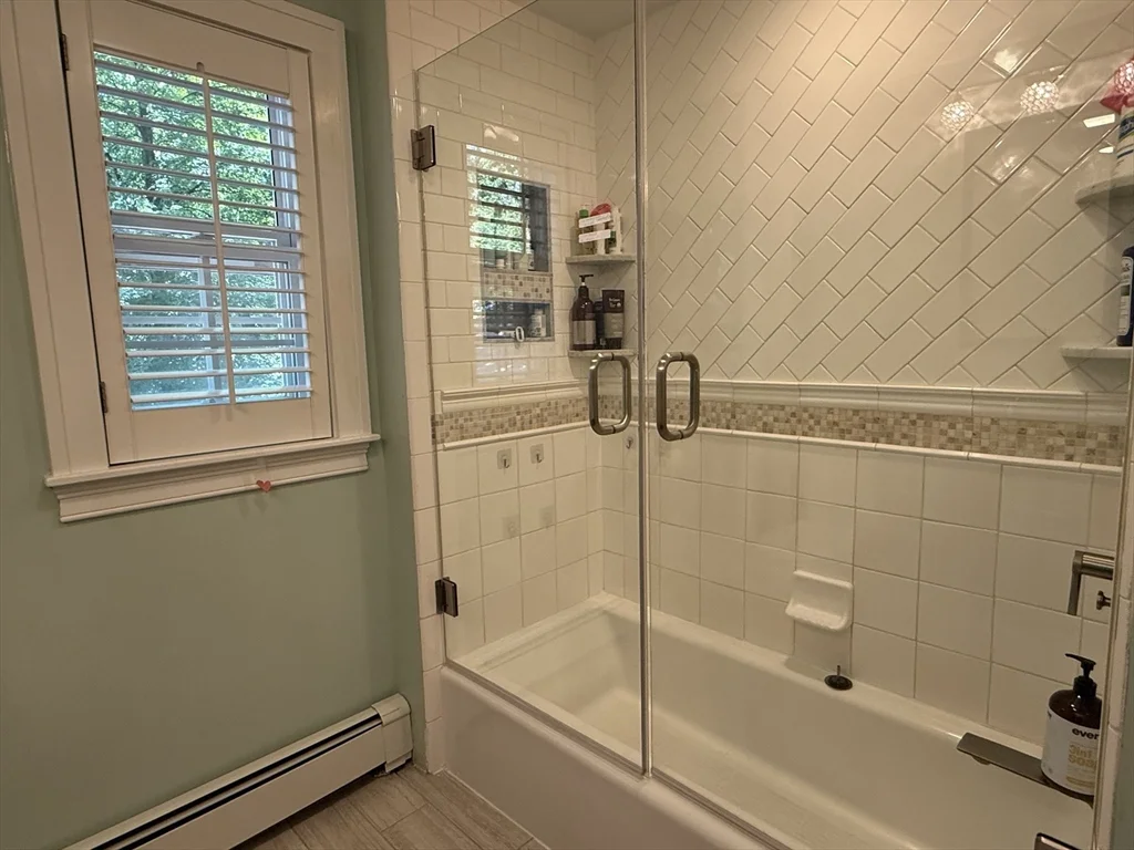 4 bed, 2 bath apartment for rent at 36 Risley Rd Unit 36, Chestnut Hill — photo 17 of 21