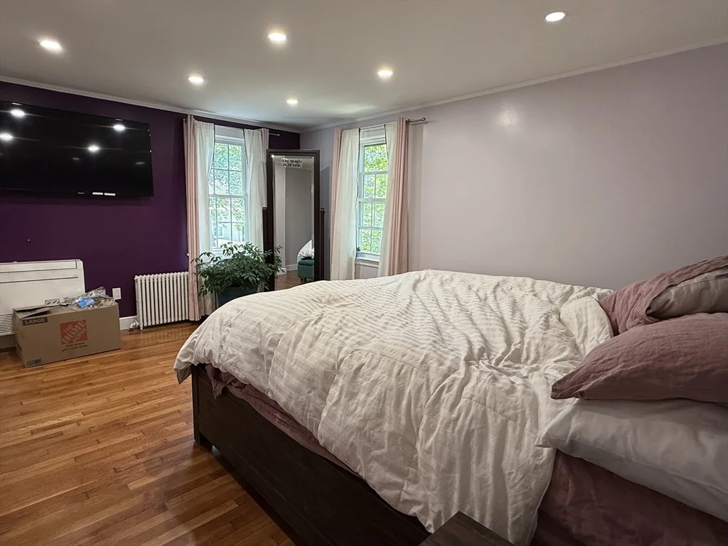 4 bed, 2 bath apartment for rent at 36 Risley Rd Unit 36, Chestnut Hill — photo 10 of 21