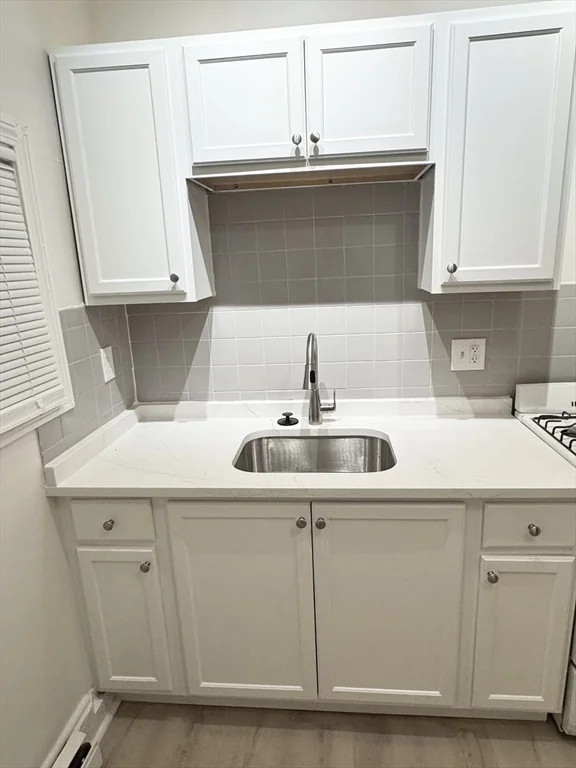 1 bed, 1 bath apartment for rent at 36 Sagamore St Unit 3, Lynn — photo 3 of 19