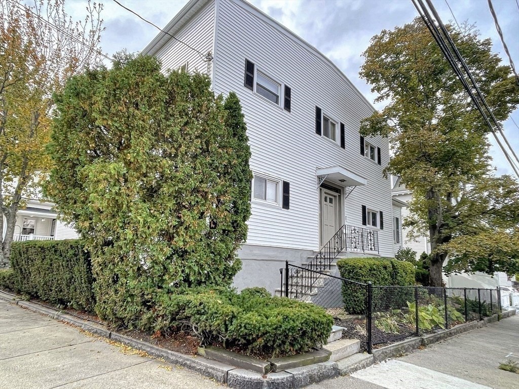 1 bed, 1 bath apartment for rent at 36 Sagamore Unit 5, Lynn — photo 11 of 14