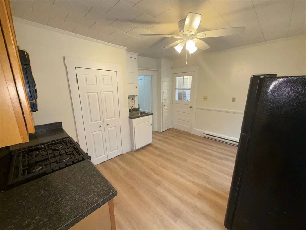 1 bed, 1 bath apartment for rent at 36 Second St Unit A, North Andover — photo 3 of 11
