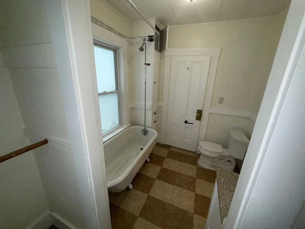 1 bed, 1 bath apartment for rent at 36 Second St Unit A, North Andover — photo 8 of 11