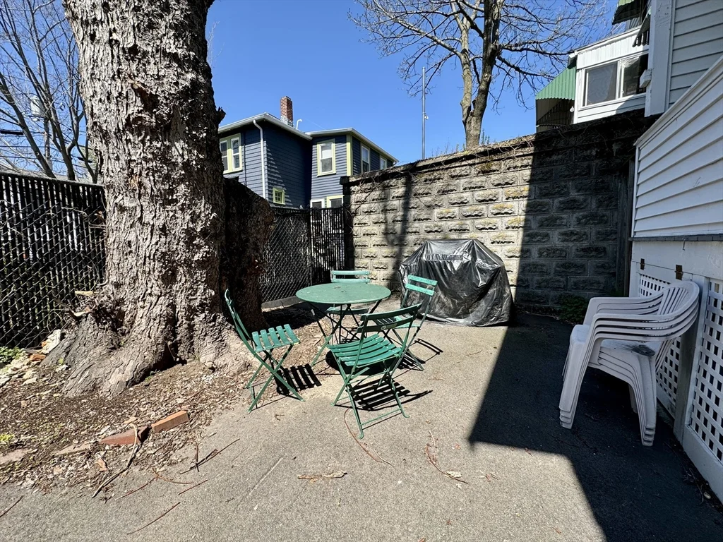 3 bed, 2 bath apartment for rent at 36 Simpson Ave Unit 1, Davis Square — photo 15 of 17