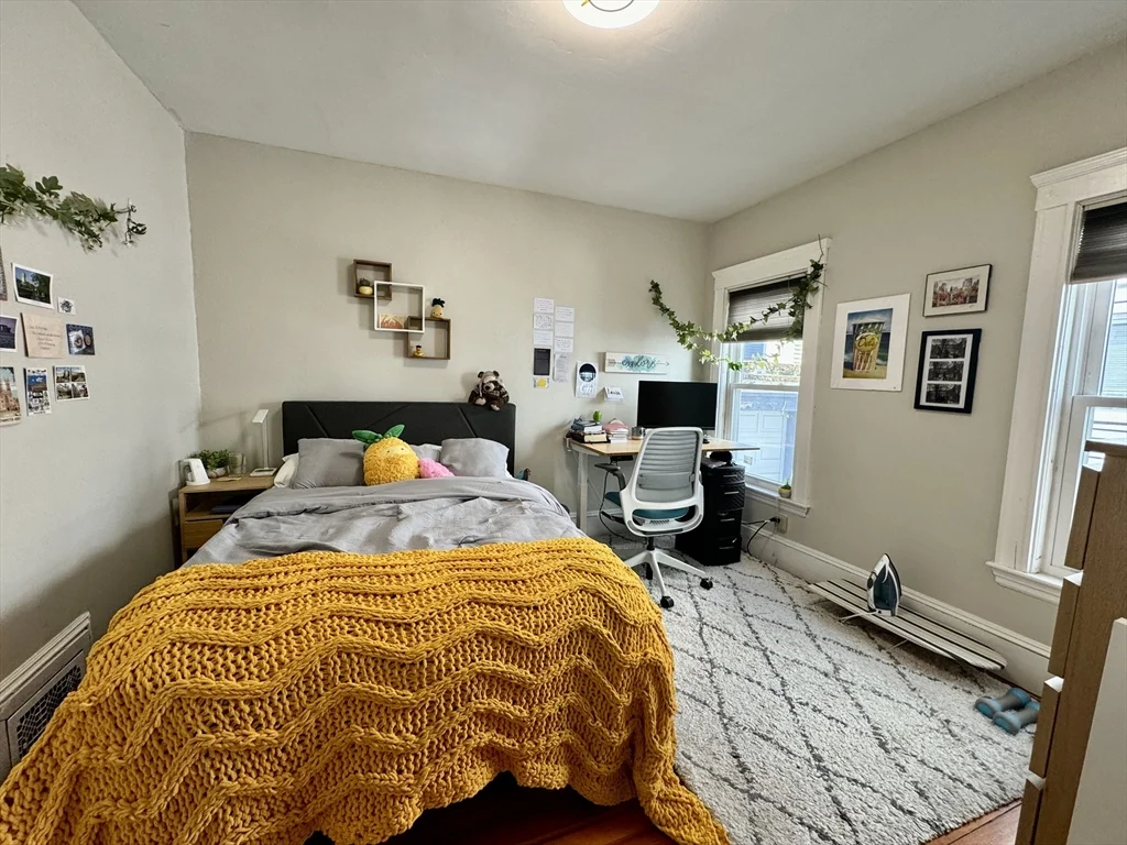 3 bed, 2 bath apartment for rent at 36 Simpson Ave Unit 1, Davis Square — photo 11 of 17