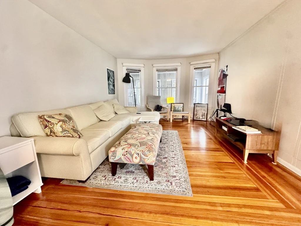 4 bed, 2 bath apartment for rent at 36 Simpson Ave Unit 2, Davis Square — photo 1 of 16