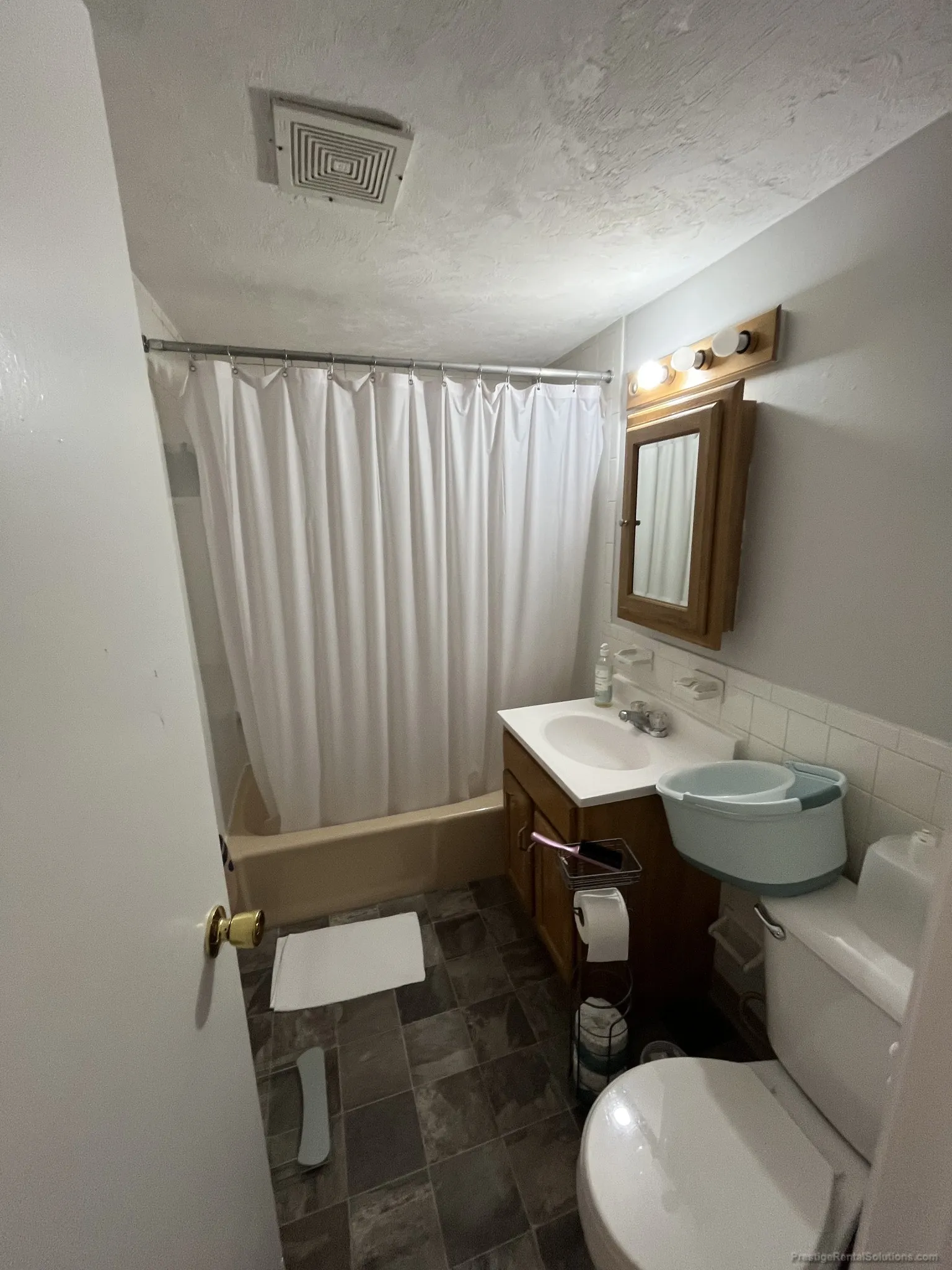 1 bed, 1 bath apartment for rent at 36 South Huntington Ave Unit 12, Mission Hill — photo 7 of 11