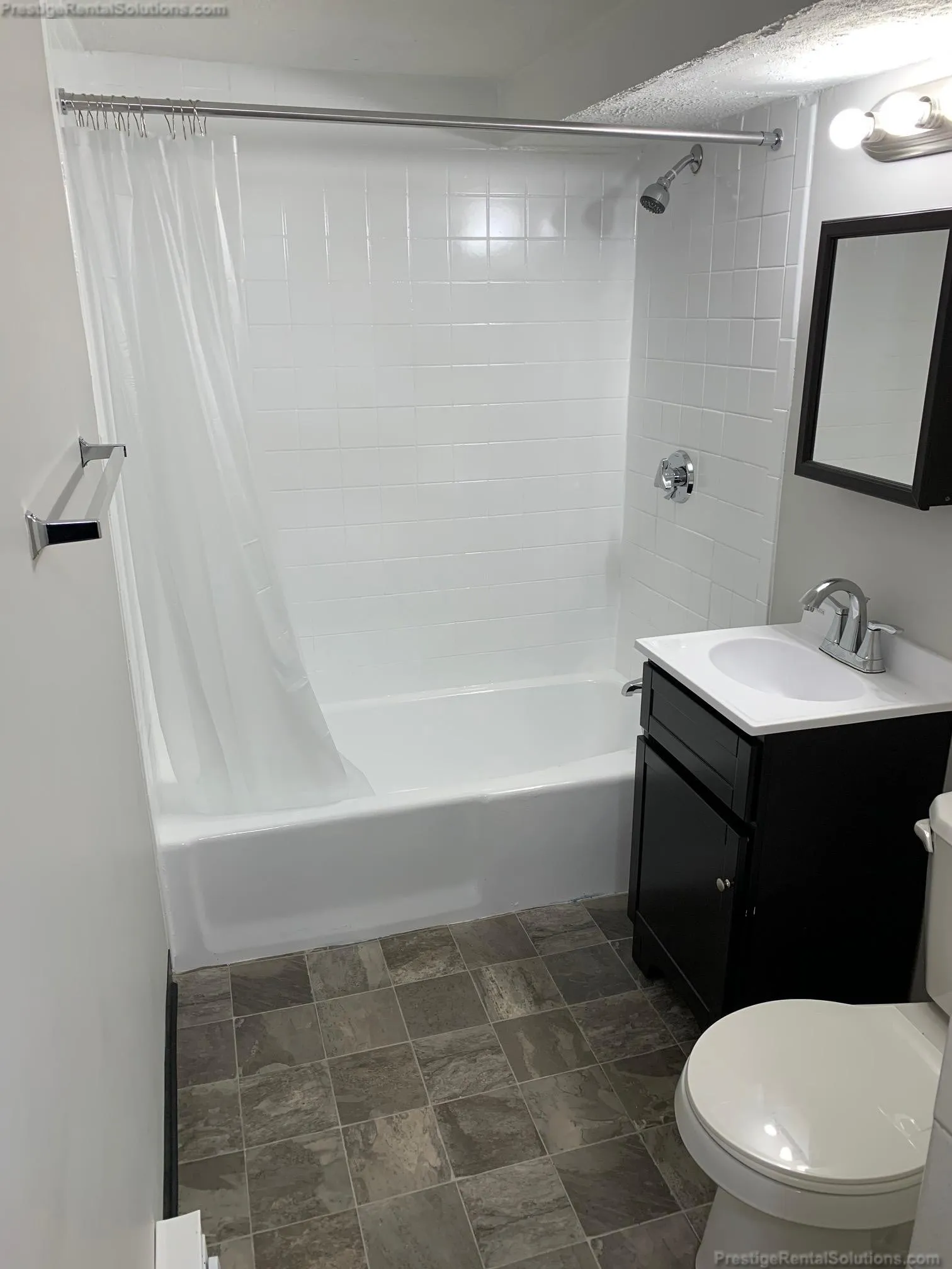 Studio bed, 1 bath apartment for rent at 36 South Huntington Ave Unit 2, Mission Hill — photo 5 of 10