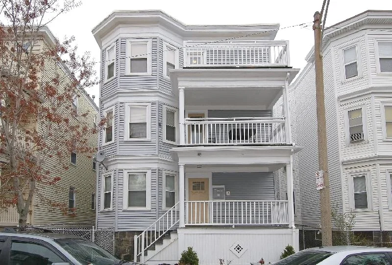 3 bed, 2 bath apartment for rent at 36 Sudan St Unit 3, Dorchester — photo 8 of 8