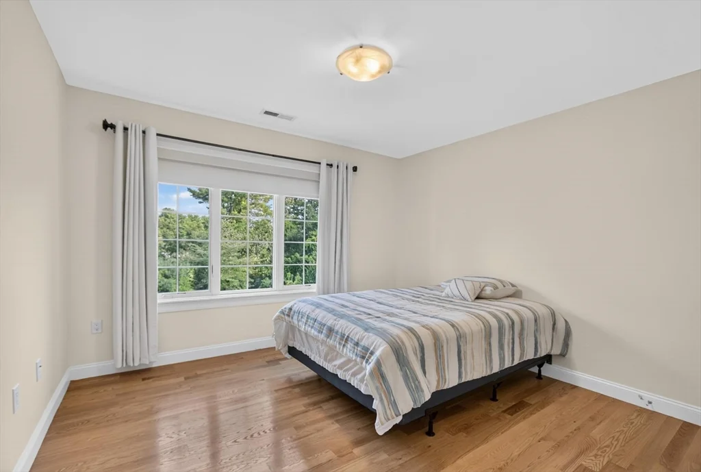 4 bed, 4+ bath apartment for rent at 36 Sunset Rock Rd, Andover — photo 32 of 42