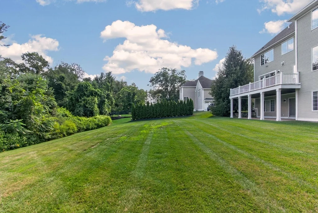 4 bed, 4+ bath apartment for rent at 36 Sunset Rock Rd, Andover — photo 3 of 42