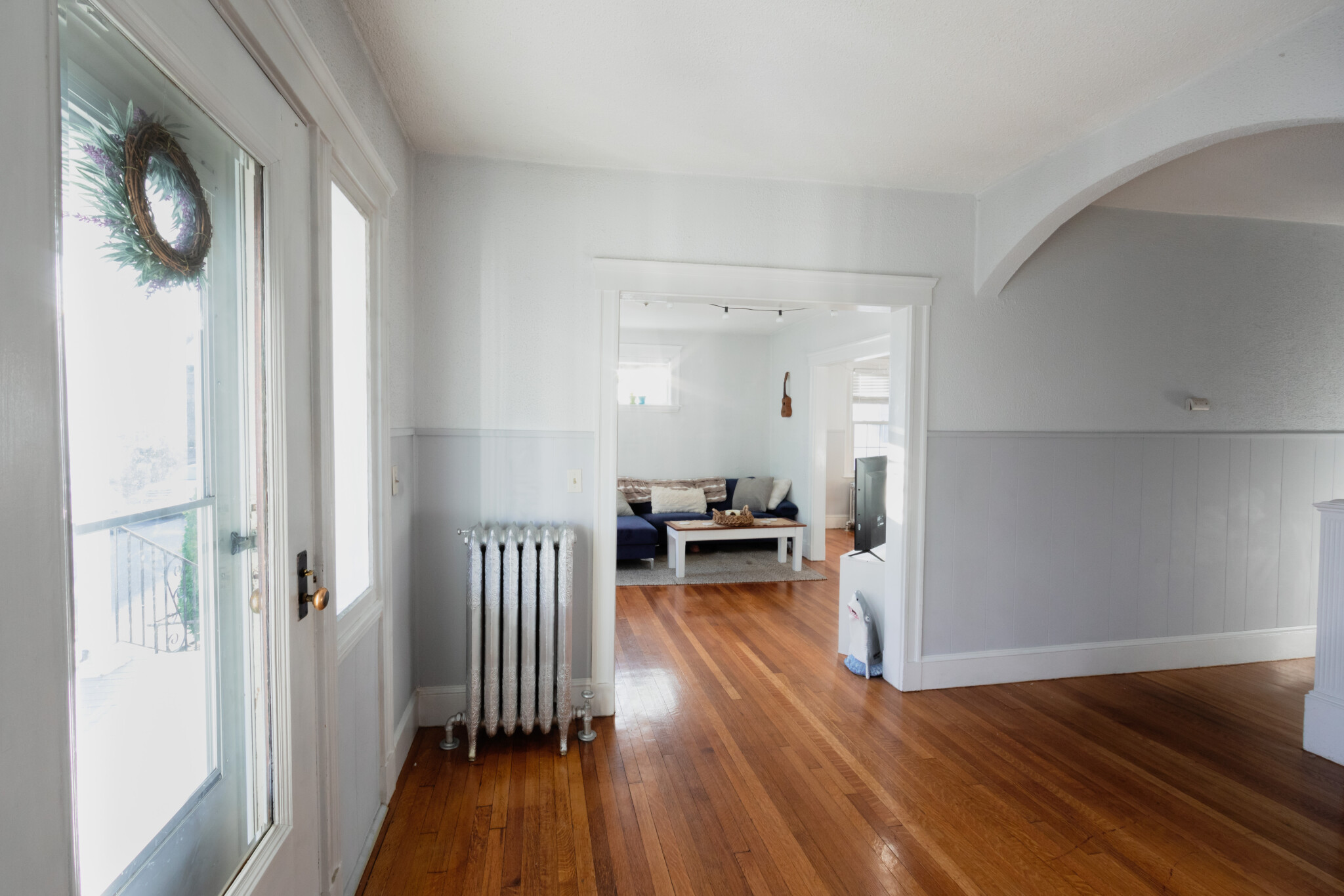 3 bed, 1 bath apartment for rent at 36 Surrey Unit 1, Brighton — photo 3 of 10