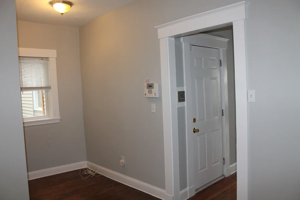3 bed, 1 bath apartment for rent at 36 Telegraph St Unit 1 & 2, South Boston — photo 13 of 25