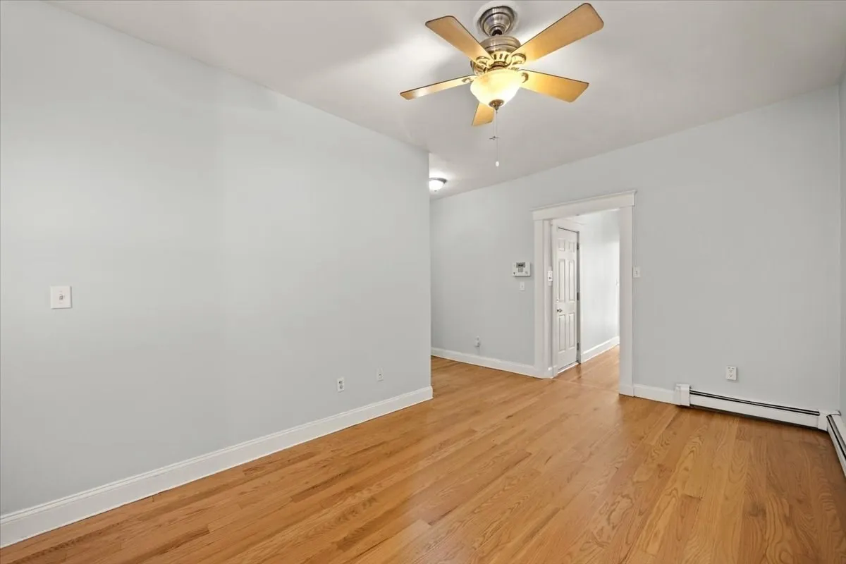 3 bed, 1 bath apartment for rent at 36 Telegraph St Unit 1, South Boston — photo 29 of 38