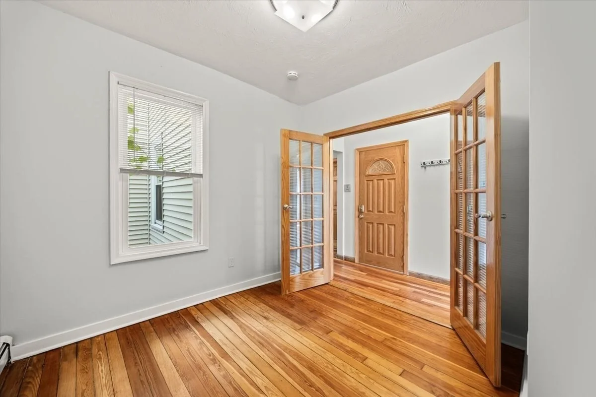 3 bed, 1 bath apartment for rent at 36 Telegraph St Unit 2, South Boston — photo 14 of 21