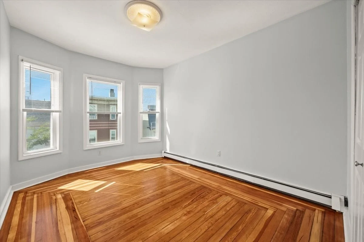 3 bed, 1 bath apartment for rent at 36 Telegraph St Unit 2, South Boston — photo 10 of 21