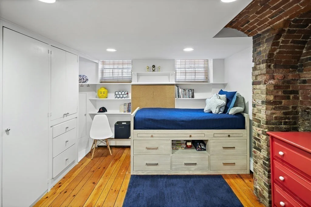 2 bed, 2 bath apartment for rent at 36 Temple St Unit 1, Beacon Hill — photo 17 of 28