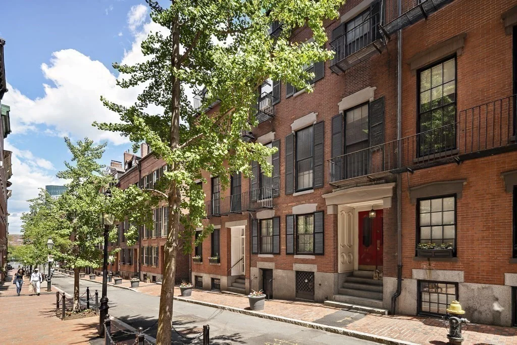 2 bed, 2 bath apartment for rent at 36 Temple St Unit 1, Beacon Hill — photo 25 of 28