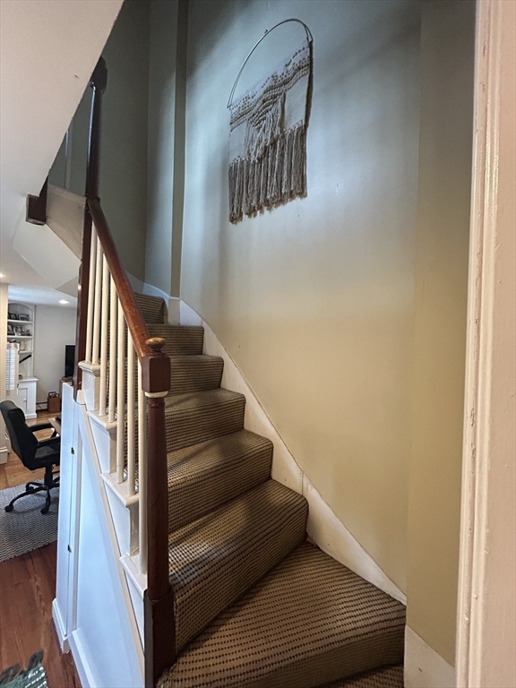 1 bed, 2 bath apartment for rent at 36 Temple St Unit 2, Beacon Hill — photo 10 of 18