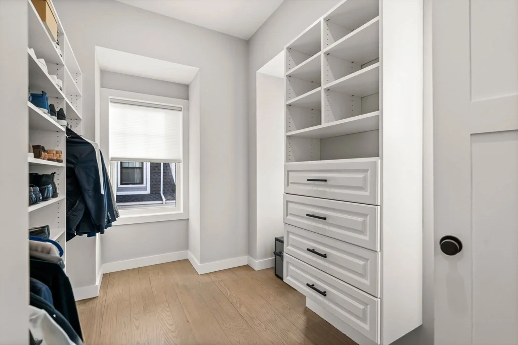 3 bed, 2 bath apartment for rent at 36 Temple St Unit 40, Dorchester — photo 10 of 18