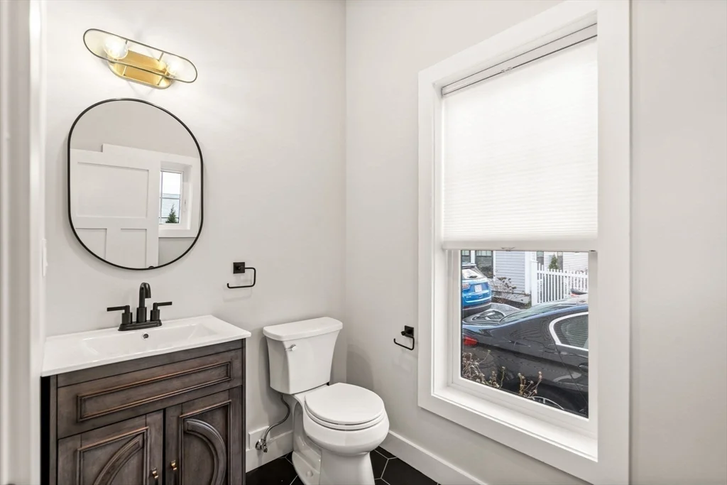 3 bed, 2 bath apartment for rent at 36 Temple St Unit 40, Dorchester — photo 11 of 18