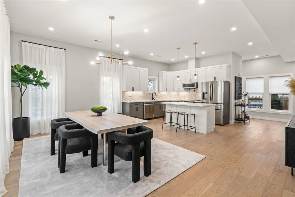 3 bed, 2 bath apartment for rent at 36 Temple St Unit 40, Dorchester