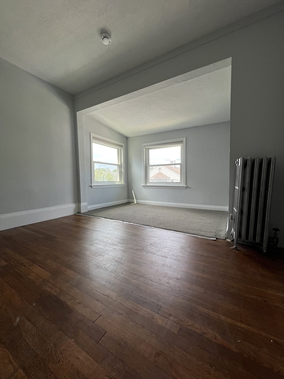 3 bed, 1 bath apartment for rent at 36 Thingvalla Unit 0, Strawberry Hill — photo 13 of 31