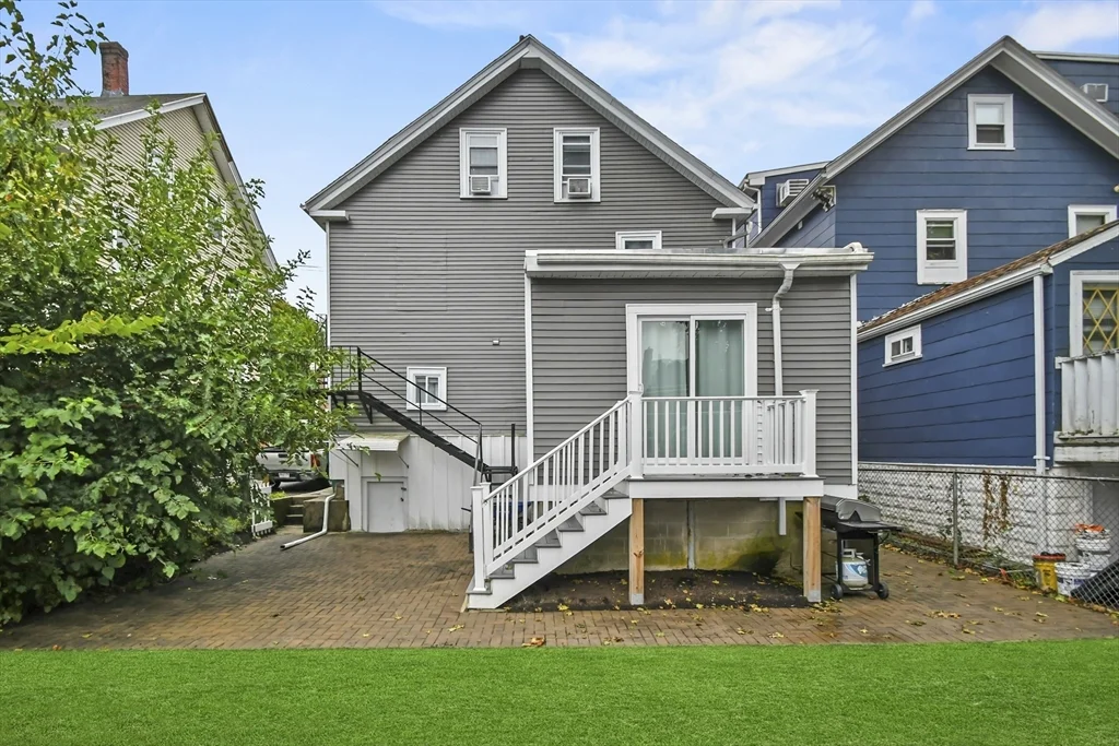 5 bed, 1 bath apartment for rent at 36 Union St Unit 36, Woburn — photo 10 of 35