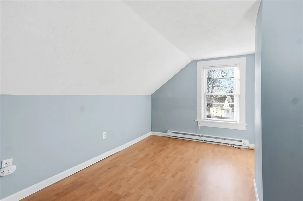 5 bed, 1 bath apartment for rent at 36 Union St Unit 36, Woburn — photo 23 of 35