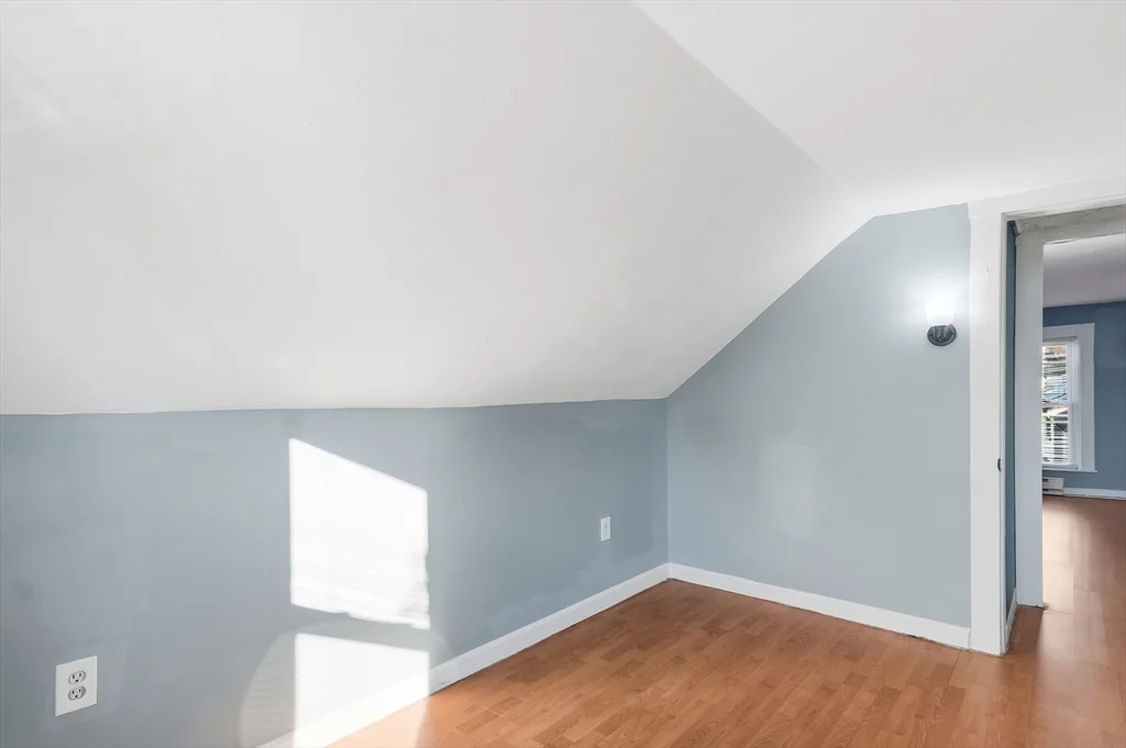 5 bed, 1 bath apartment for rent at 36 Union St Unit 36, Woburn — photo 30 of 35