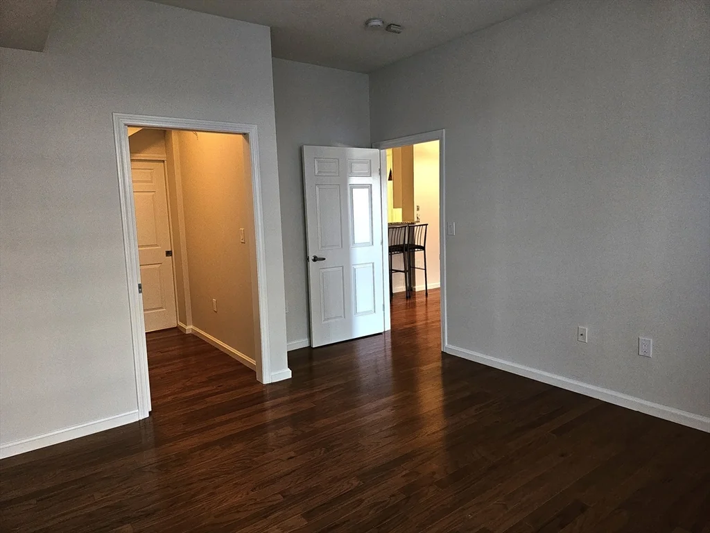 1 bed, 1 bath apartment for rent at 36 Village Rd Unit 110, Middleton — photo 11 of 16