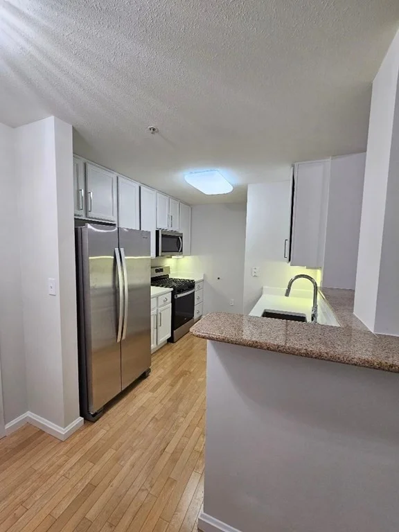 1 bed, 1 bath apartment for rent at 36 Village Rd Unit 503, Middleton — photo 4 of 19