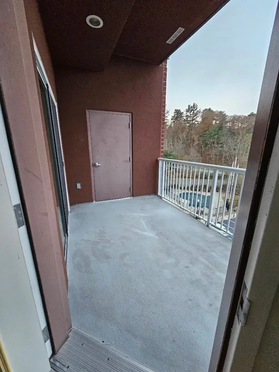 1 bed, 1 bath apartment for rent at 36 Village Rd Unit 503, Middleton — photo 19 of 19