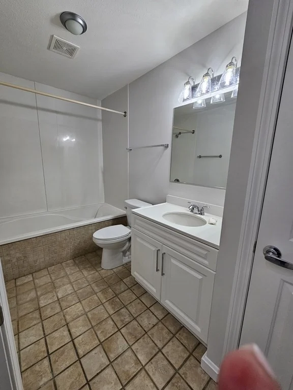 1 bed, 1 bath apartment for rent at 36 Village Rd Unit 503, Middleton — photo 15 of 19