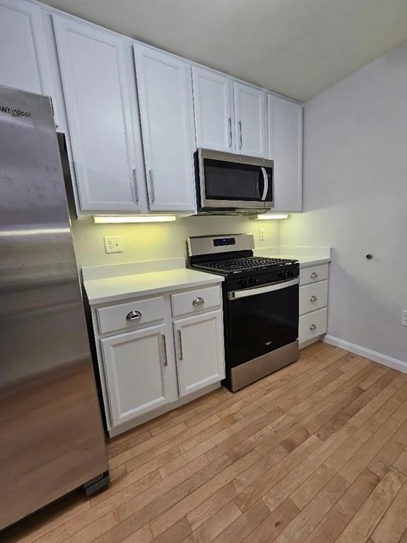1 bed, 1 bath apartment for rent at 36 Village Rd Unit 503, Middleton — photo 2 of 19