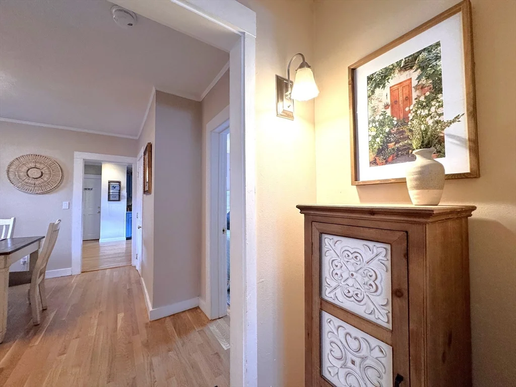 2 bed, 1 bath apartment for rent at 36 Wallis St Unit 2, Beverly — photo 10 of 24